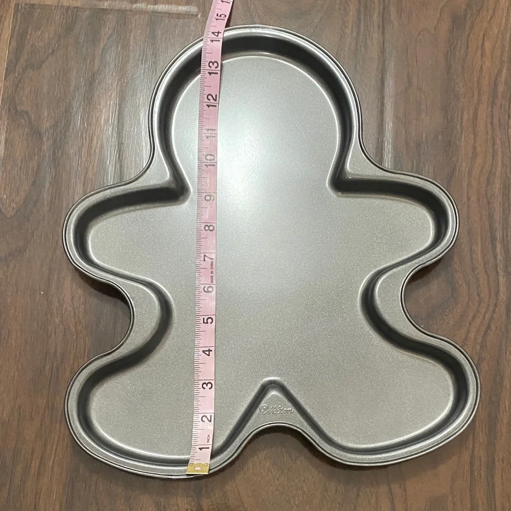 Wilton Non-Stick Gingerbread Man Cookie Pan